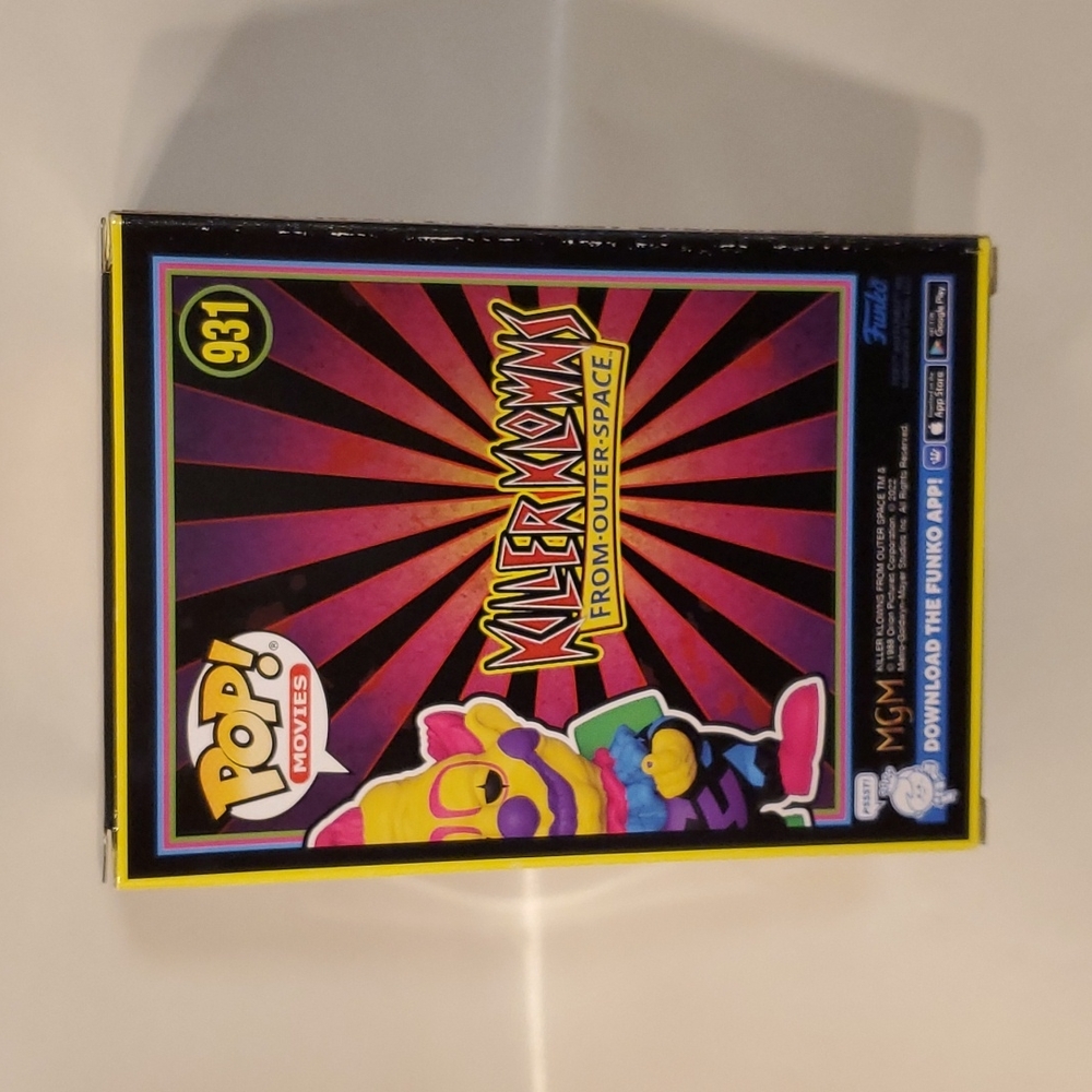 Funko POP Movies JUMBO from Killer Klowns from Outer Space #931 Spirit Exclusive - Picture 4 of 5
